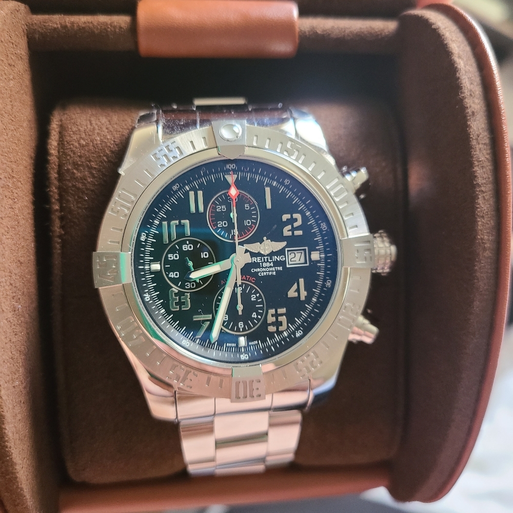 Watch - Picture 4 of 4